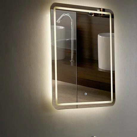 Croydex Chawston Hang N Lock Illuminated Mirror with Demister Pad 700 x 500mm - MM720400E 6 Croydex Chawston Hang N Lock Illuminated Mirror with Demister Pad 700 x 500mm - MM720400E - Image 4